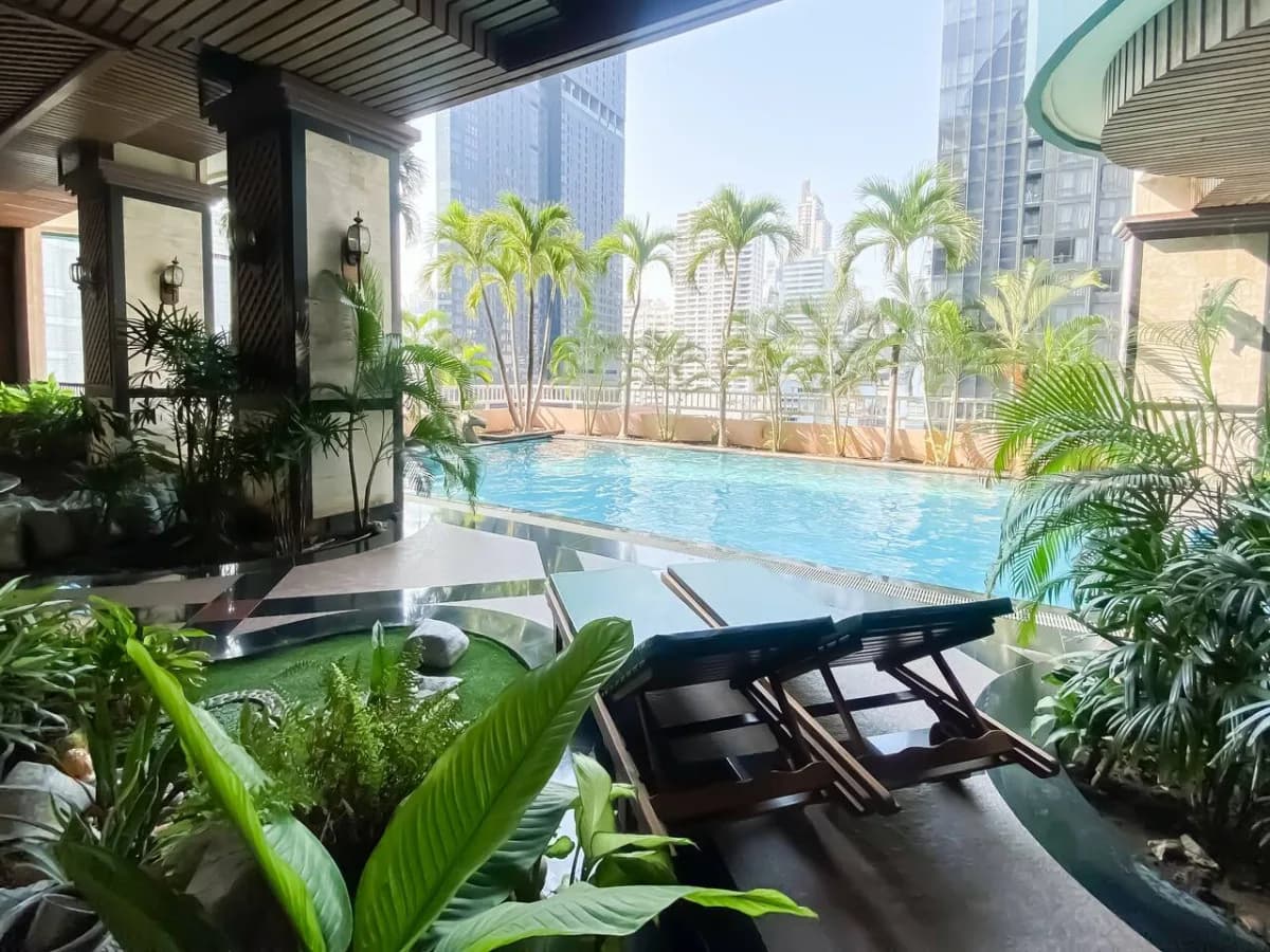 A listing in Asoke