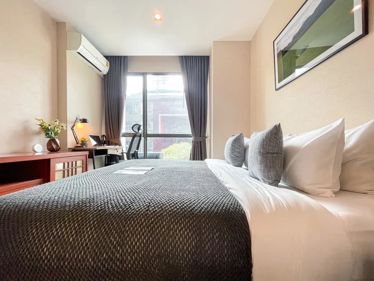 A listing in On Nut & east