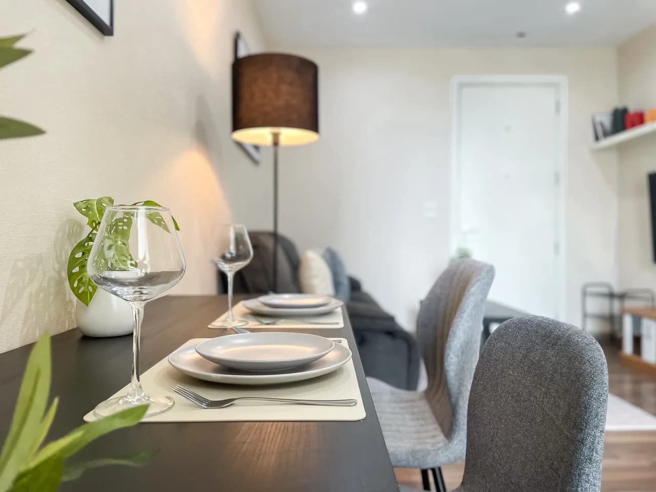 The Room Sukhumvit 62 · Ultra Fast WiFi · BTS Punnawithi — photograph 4
